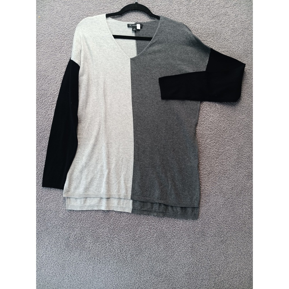 INC International Concepts Women M Colorblock V Neck Sweater Black Gray Light
